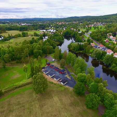 Вилла Smedens Stugby Smedjebacken Экстерьер фото